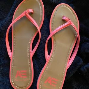 American Eagle Flip Flops